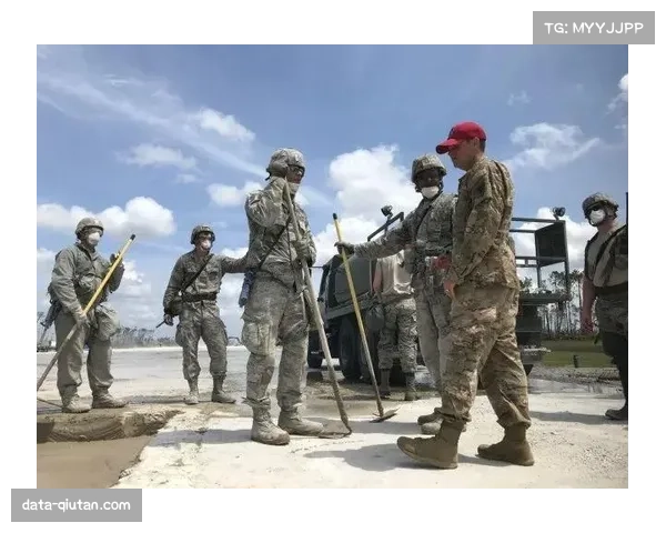 车队通过无线电沟通应对外部比赛条件变化